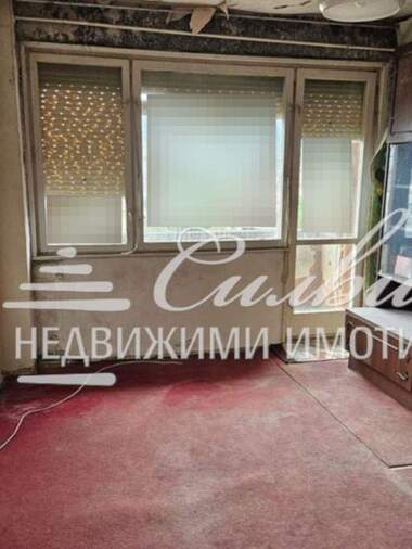 For sale - Apartment in Peti polk,  Shumen