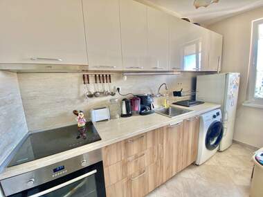 Vânzare - Apartament în Țentăr,  Burgas