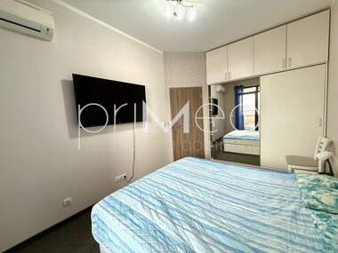 Închiriere - Apartament în Zornița,  Burgas