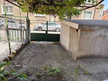 Продажба - Къща в Дружба 2,  Русе