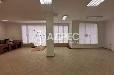 Ενοίκιο - Κατάστημα σε Владиславово,  Варна