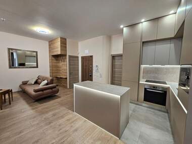 Miete - Wohnung in Iwan Wazow,  Sovia