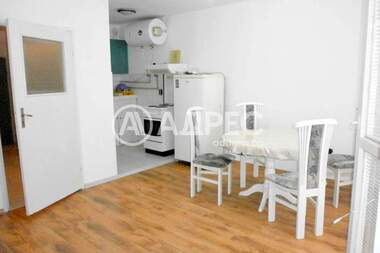 Miete - Wohnung in Zentar,  Burgas