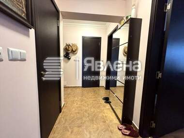 Продажба - Апартамент в Свети Влас,  Бургас