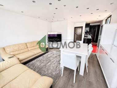 For sale - Apartment in Center,  Shumen