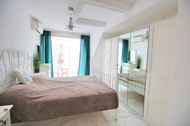 Miete - Wohnung in Zentar,  Burgas
