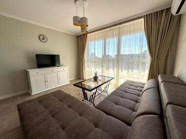 Închiriere - Apartament în Țentăr,  Burgas