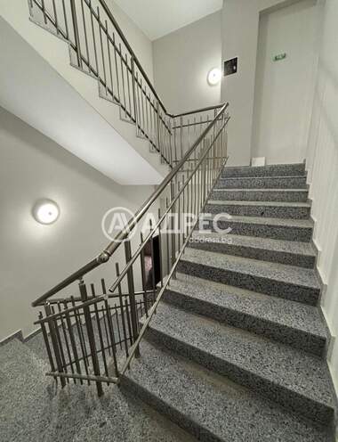 Verkauf - Wohnung in Kolü Vitscheto,  Weliko Tarnowo