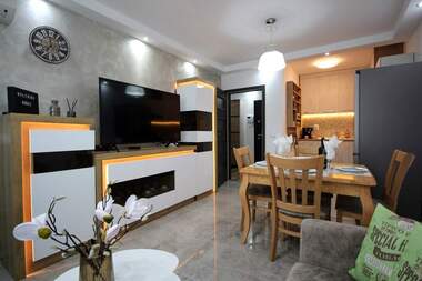 Miete - Wohnung in Bratia Miladinowi,  Burgas