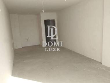 Verkauf - Wohnung in Kolhozen pazar,  Warna