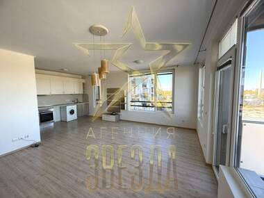 Vânzare - Apartament în Kărșiaka,  Plovdiv
