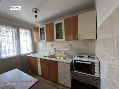 Închiriere - Apartament în Ideal City Center,  Pleven