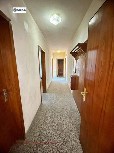 Verkauf - Wohnung in Troian,  Lowetsch
