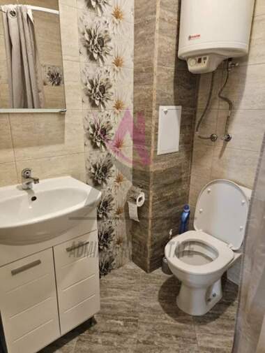 For rent - Apartment in Vazrajdane 1,  Varna