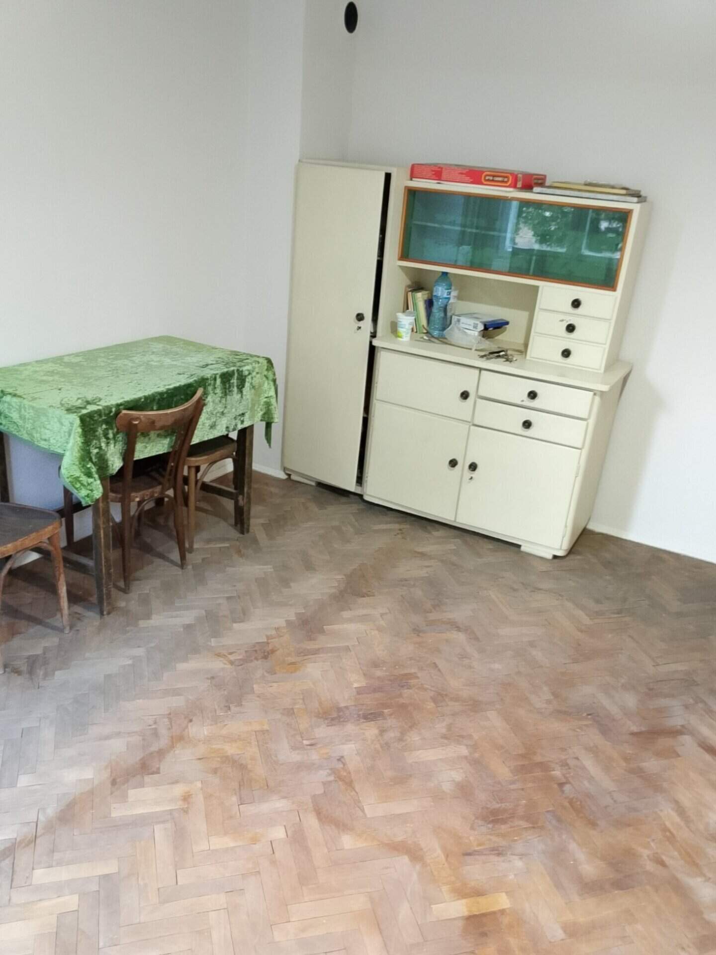 Тристаен Апартамент в Център, Търговище – снимка 5