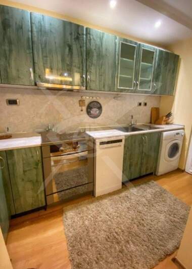 Închiriere - Apartament în Hristo Smirnenski,  Plovdiv