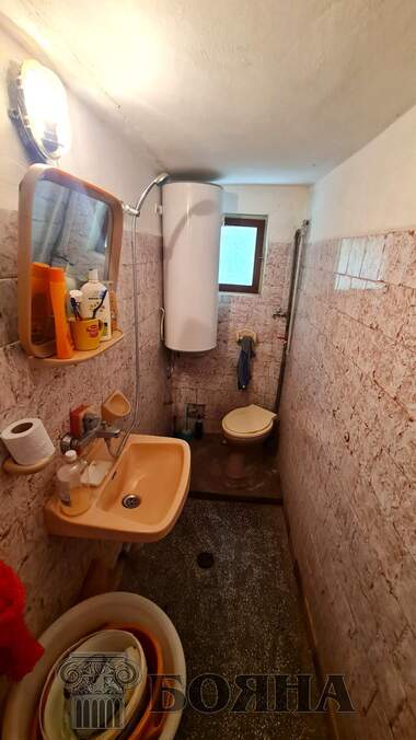 Продажба - Къща в Червена Вода,  Русе
