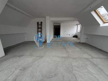 For sale - Apartment in Center,  Veliko Tarnovo