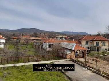 Πώληση - Σπίτι σε Отец Паисиево,  Пловдив