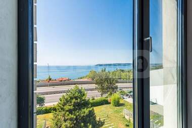 Închiriere - Apartament în Briz,  Varna