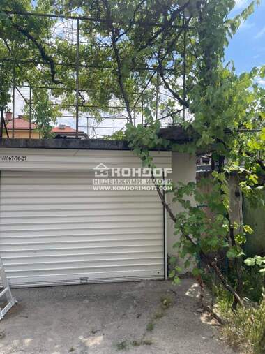 Vânzare - Apartament în Hristo Smirnenski,  Plovdiv