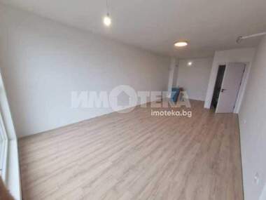 Verkauf - Wohnung in Üjen,  Plowdiw