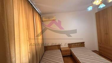 For rent - Apartment in Kolhozen pazar,  Varna