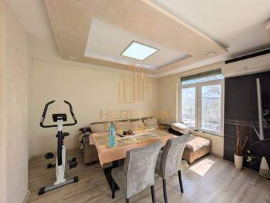 Vânzare - Apartament în Pogrebi,  Varna