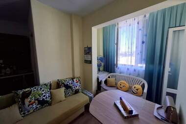Vânzare - Apartament în Mladost 1,  Varna