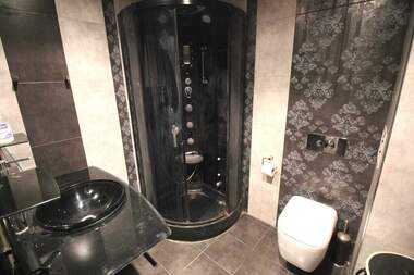 Închiriere - Apartament în Văzrajdane,  Burgas