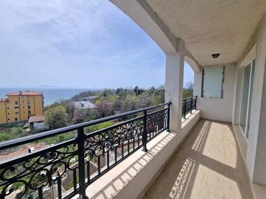 Vânzare - Apartament în Pomorie,  Burgas