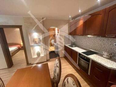 Vânzare - Apartament în Văzrajdane,  Burgas