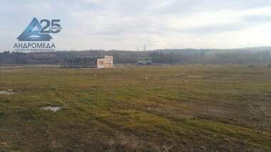 Verkauf - Baugrundstück in Industrialna zona - Zapad,  Plewen