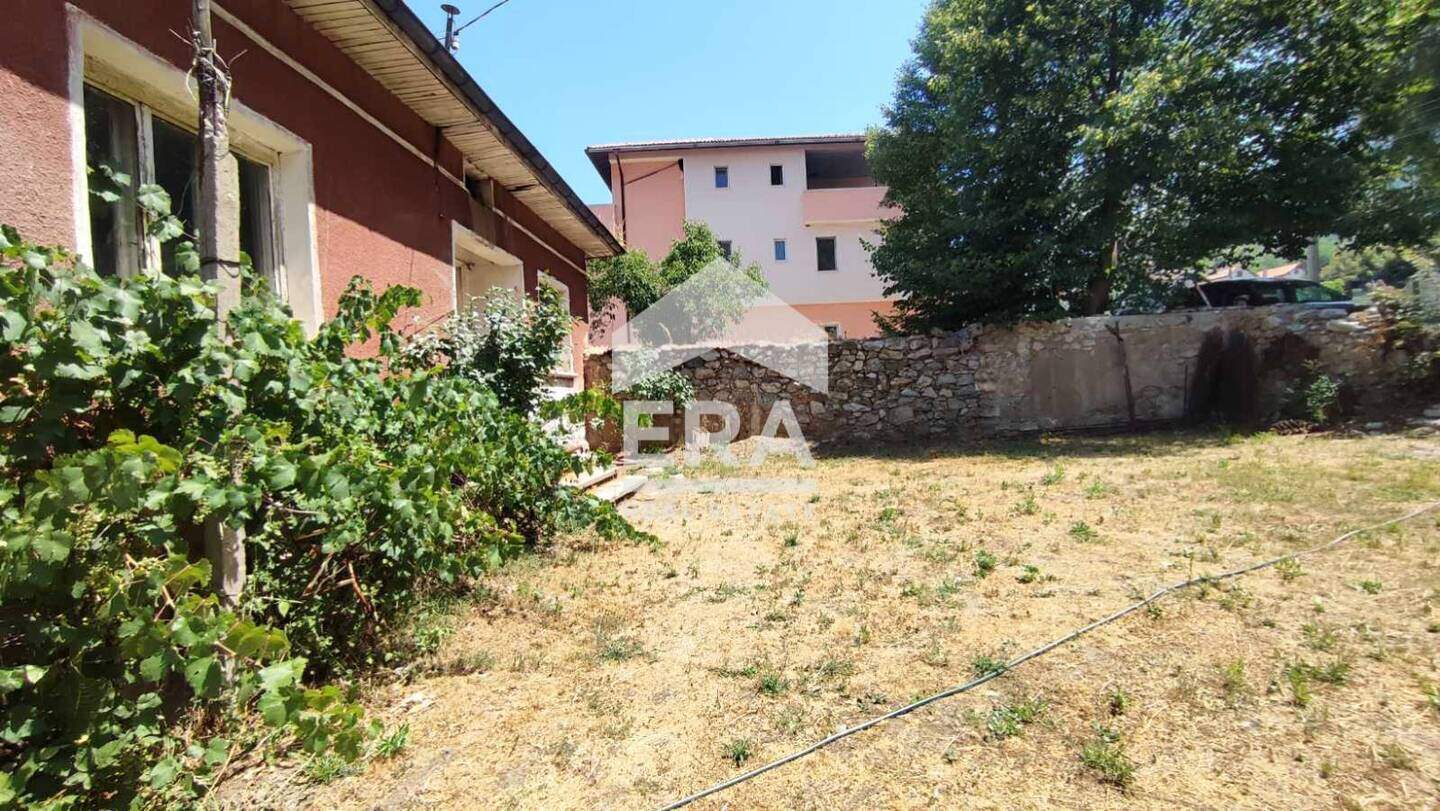 Σπίτι σε Οβτσαρτσι, Κιούστενδιλ – φωτογραφία 3