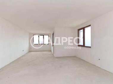Vânzare - Apartament în Vinița,  Varna