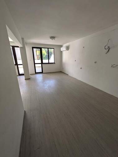 Vânzare - Apartament în Țentăr,  Burgas