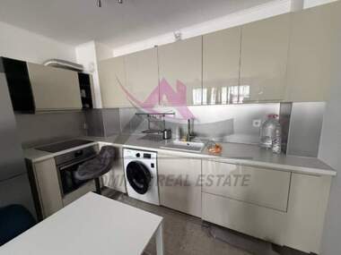 For rent - Apartment in Briz,  Varna