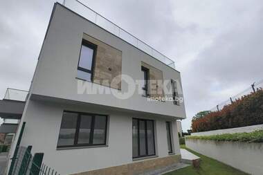 For sale - House in Trakata,  Varna