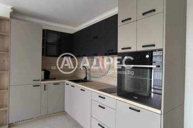 Vânzare - Apartament în Avtogara,  Varna