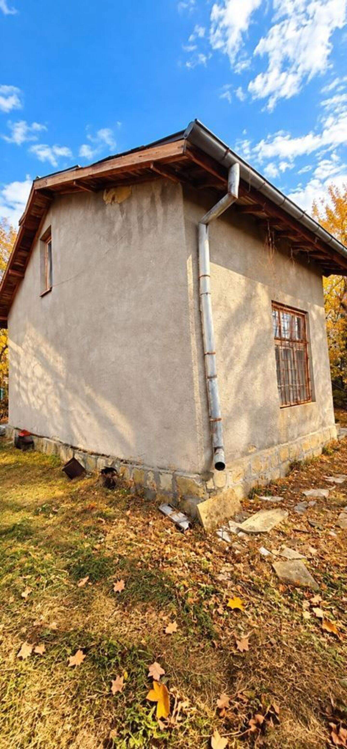 Къща в Големо Бучино, Перник – снимка 2