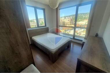 Vânzare - Apartament în Văzrajdane 1,  Varna