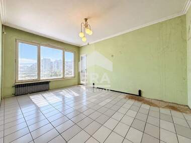 Продажба - Апартамент в Люлин-10,  София