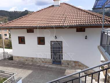 For sale - House in Momchilovci,  Smolian