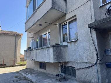 Продажба - Апартамент в Лясковец,  Велико Търново