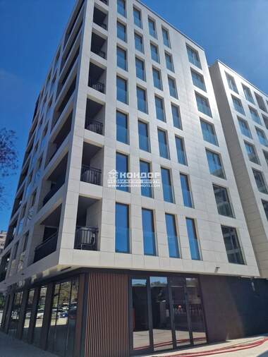 Vânzare - Apartament în Kărșiaka,  Plovdiv