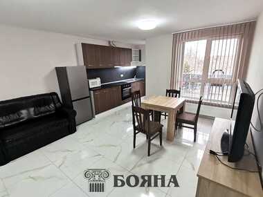Închiriere - Apartament în Ialta,  Ruse