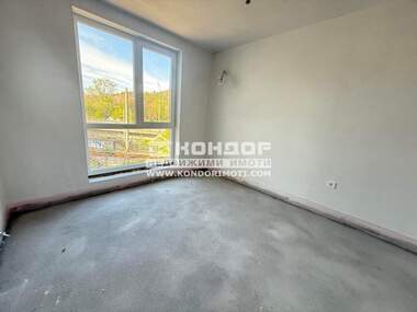 Vânzare - Apartament în Mladejki hălm,  Plovdiv