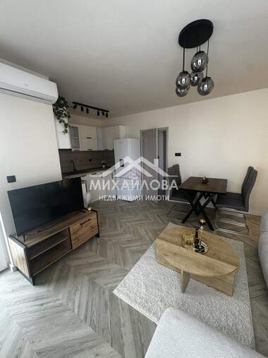 Продажба - Апартамент в Железник-център,  Стара Загора