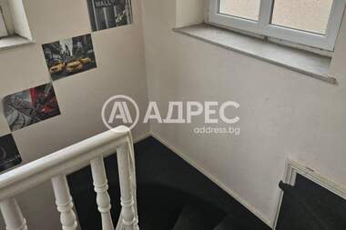 Ενοίκιο - Γραφείο σε Център,  Варна