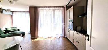 Vânzare - Apartament în Kărșiaka,  Plovdiv